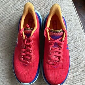 Hoka Mach 4 athletic shoes. Size 8B